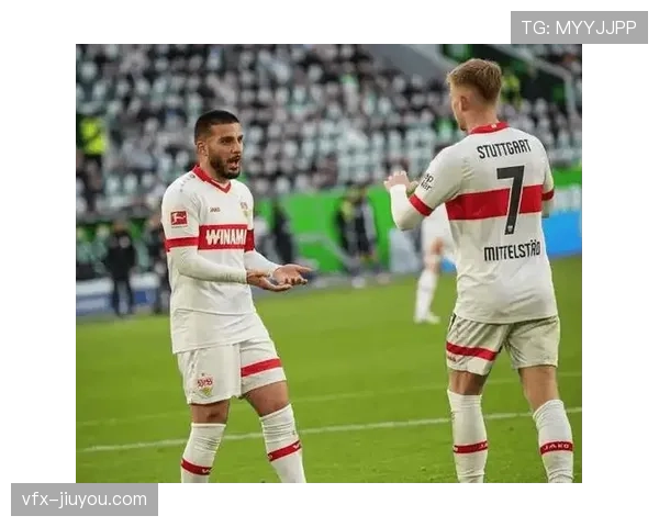 高位压迫与防守反击的博弈:尼斯与里尔争三之路的战术缩影 高位压迫与防守反击的博弈:尼斯与里尔争三之路的战术缩影